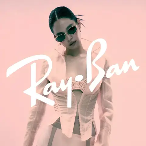 Baán Mắt Kính Camera Baán Mắt Kính Camera