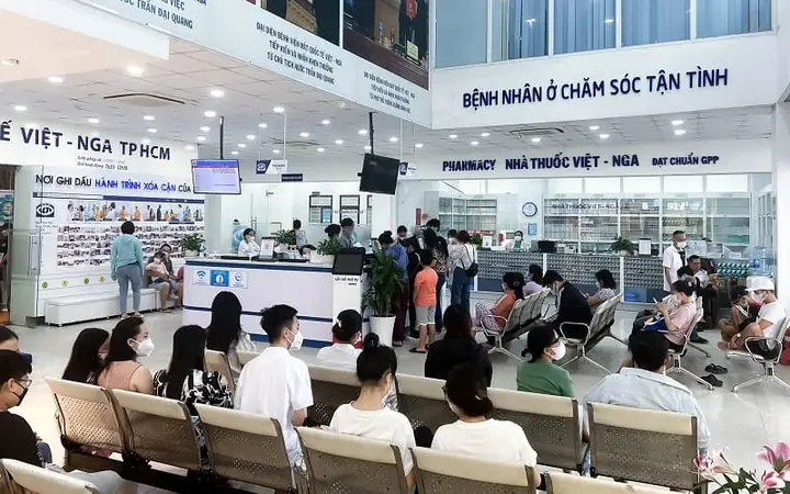 Bệnh Viện Mắt Sài Gòn Có Cắt Kính Không
