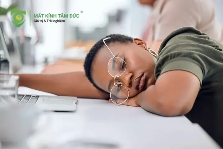 Cách Sửa Kính Mắt