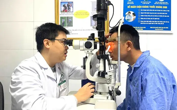 Chấn Thương Cầu Mắt Kính Chấn Thương Cầu Mắt Kính