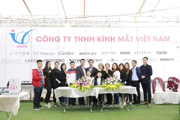 Cty Tnhh Kính Mắt Việt Nam Vinaoptic