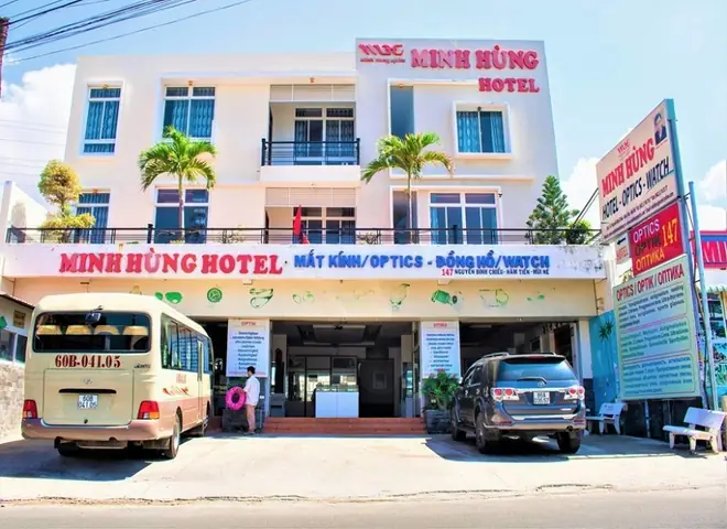 Cửa Hàng Đồng Hồ Mắt Kính Minh Hùng