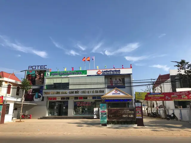 Cửa Hàng Kính Mắt Nguyễn Chí Thanh