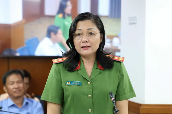 Cửa Hàng Mắt Kính Quận 1 Ly Tu Trong