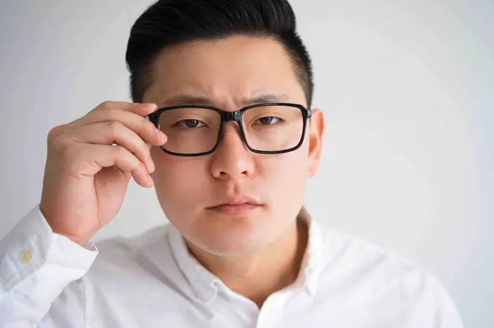 Dđeo Kính Mở Ra Mắt Nhìn Ngu Dđeo Kính Mở Ra Mắt Nhìn Ngu