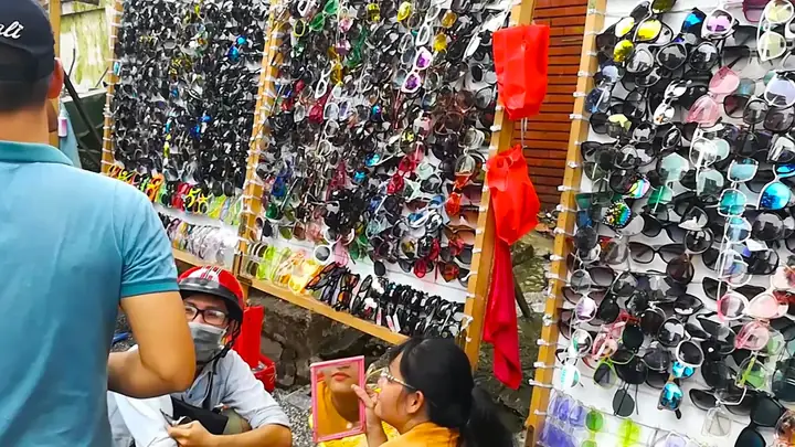 Đường Hồ Xuân Hương Quận 3 Bán Mắt Kính