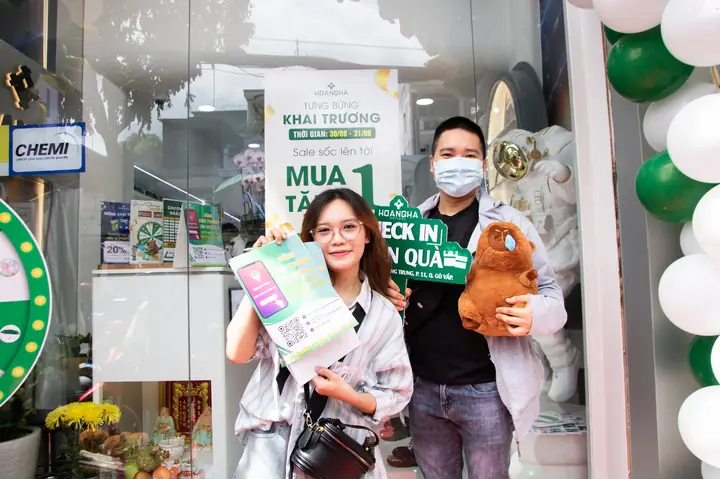 Giá Để Kính Mắt Gò Vấp Giá Để Kính Mắt Gò Vấp