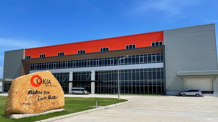 Hãng Kính Mắt Sản Xuất Tại Việt Nam