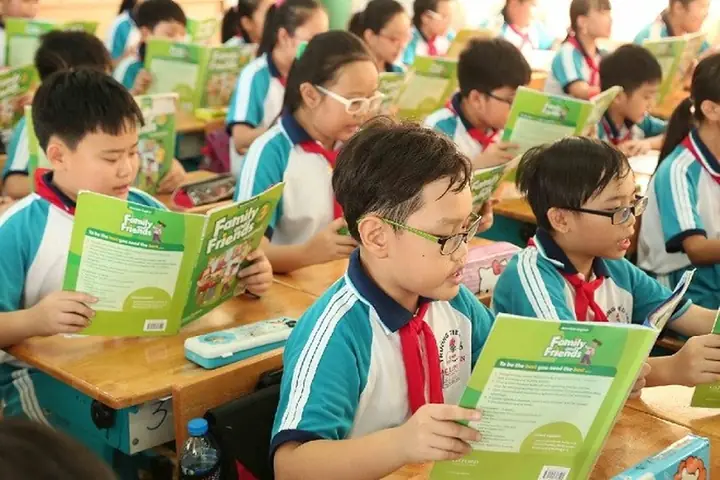 Intitle Mắt Kính Cận Intitle Mắt Kính Cận