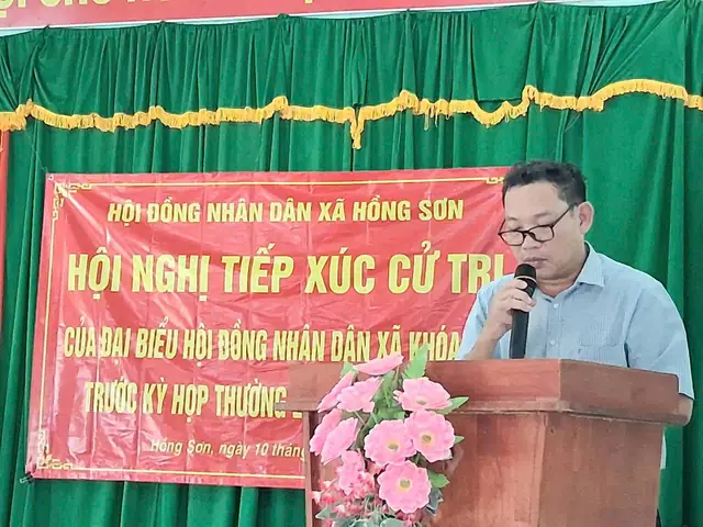 Khoa Kính Mắt Tiếp Xúc