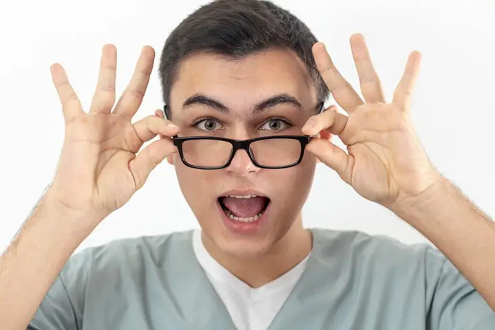 Kiến Thức Về Mắt Kính