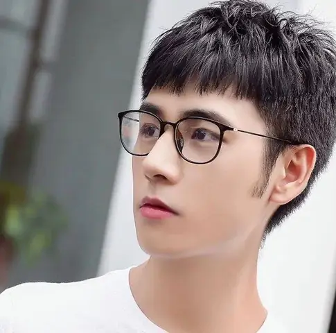 Kiểu Tóc Hợp Với Mắt Kính Tròn Nam Kiểu Tóc Hợp Với Mắt Kính Tròn Nam