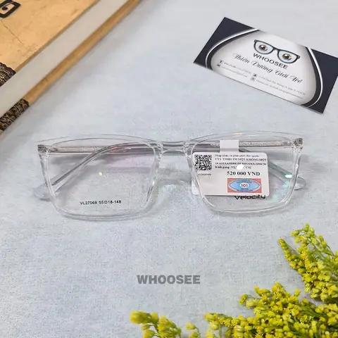 Kính Gọng Trong Mắt Mau