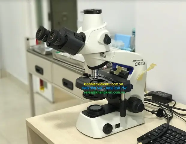 Kính Hiển Vi 4 Mắt Olympus