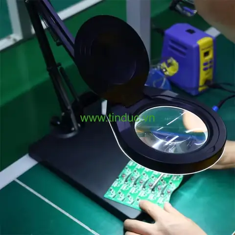 Kính Lúp 2 Mắt 20x Có Đèn Led