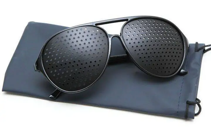 Kính Luyện Mắt Pinhole Glasses Kính Luyện Mắt Pinhole Glasses