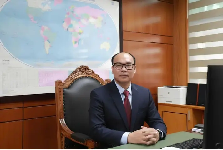Kính Mắt 32 Phó Đức Chính