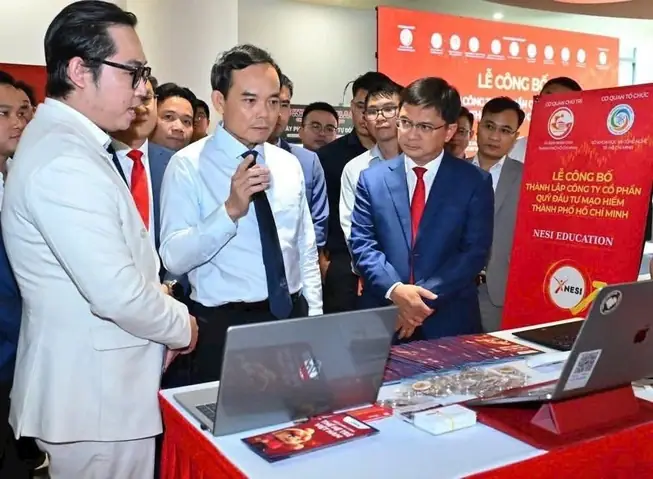 Kính Mắt 50 Quán Thánh