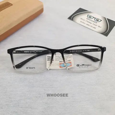 Kính Mắt Cận Vuông To Màu Đen