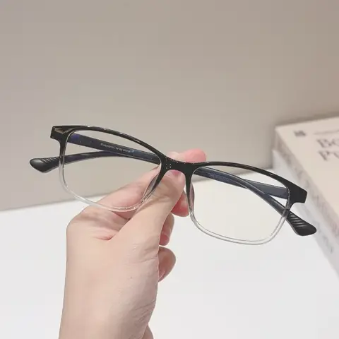 Kính Mắt Chữ Nhật Nhỏ