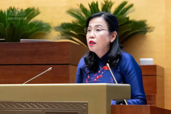 Kính Mắt Gần Trường Thương Mại Kính Mắt Gần Trường Thương Mại