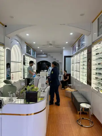 Kính Mắt Gia A Nh
