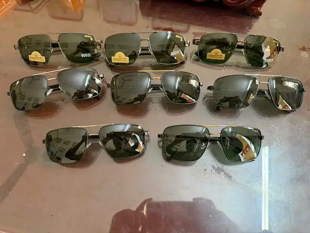 Kính Mắt Giả Hiệu Rayban