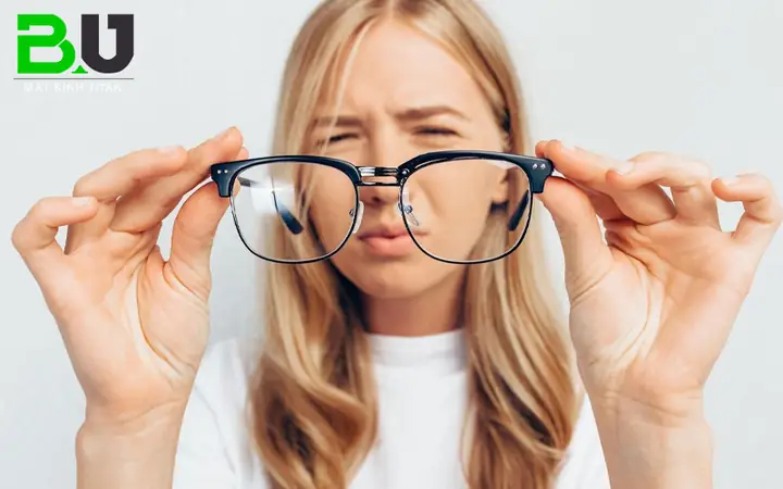 Kính Mắt Gọng Chật Phải Làm Sao