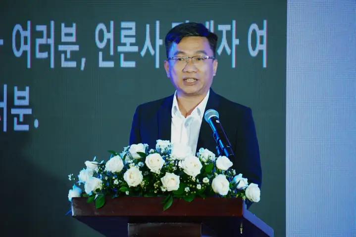 Kính Mắt Hàn Quốc Tphcm