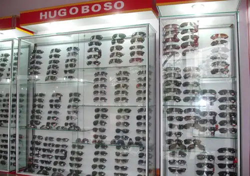 Kính Mắt Hàng Hiệu Châu Âu Kính Mắt Hàng Hiệu Châu Âu