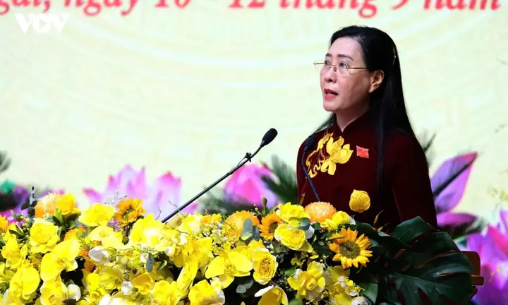 Kính Mắt Hàng Thùng Bùi Tuân Kính Mắt Hàng Thùng Bùi Tuân