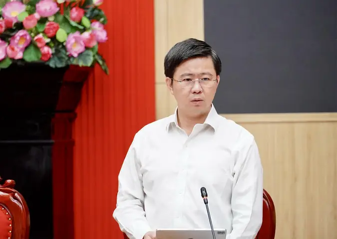 Kính Mắt Hàng Thùng Bùi Tuân Kính Mắt Hàng Thùng Bùi Tuân