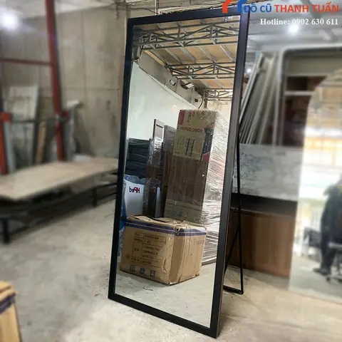 Kính Mắt Hàng Thùng Secondhand Bùi Tuân
