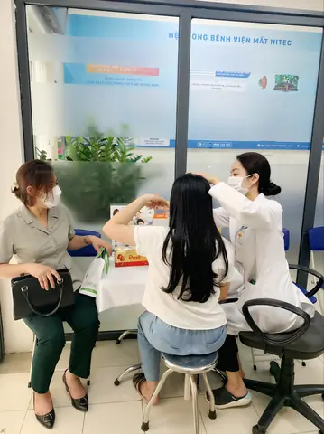 Kính Mắt Hitec