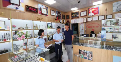 Kính Mắt Lacoste Hà Nội Kính Mắt Lacoste Hà Nội