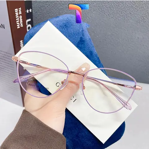 Kính Mắt Mèo Gọng Nhỏ