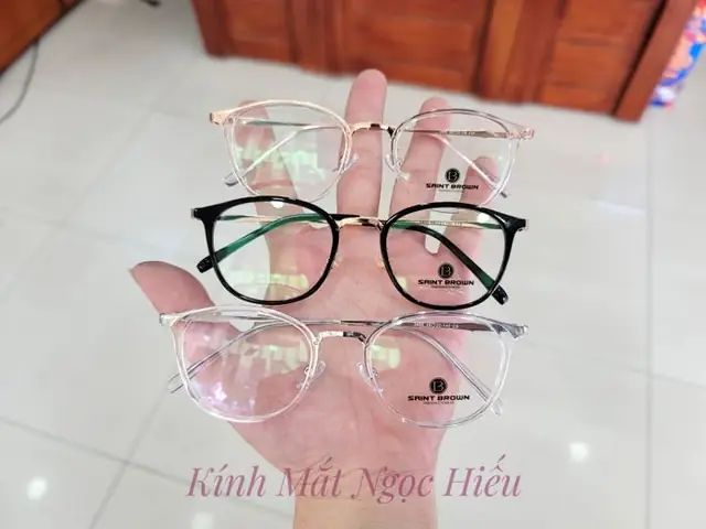 Kính Mắt Ngọc Hiếu Địa Chỉ 151 Lê Duẩn Kính Mắt Ngọc Hiếu Địa Chỉ 151 Lê Duẩn