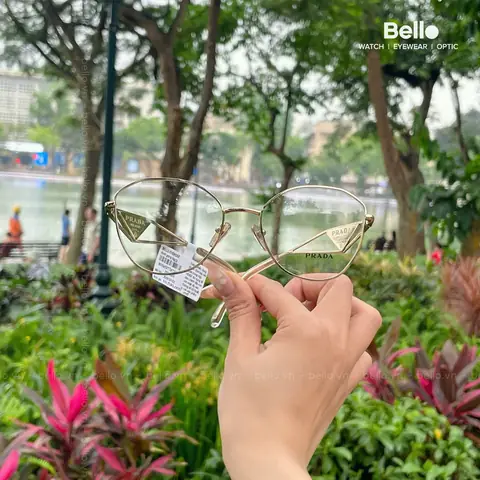 Kính Mắt Prada Chính Hãng Tphcm