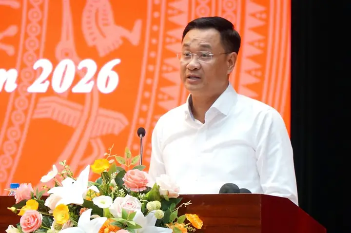 Kính Mắt Quang Đà Nẵng