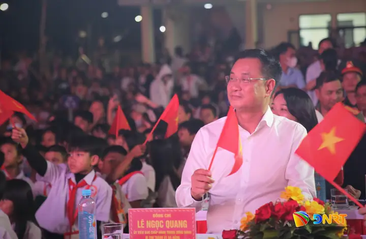 Kính Mắt Quang Đà Nẵng