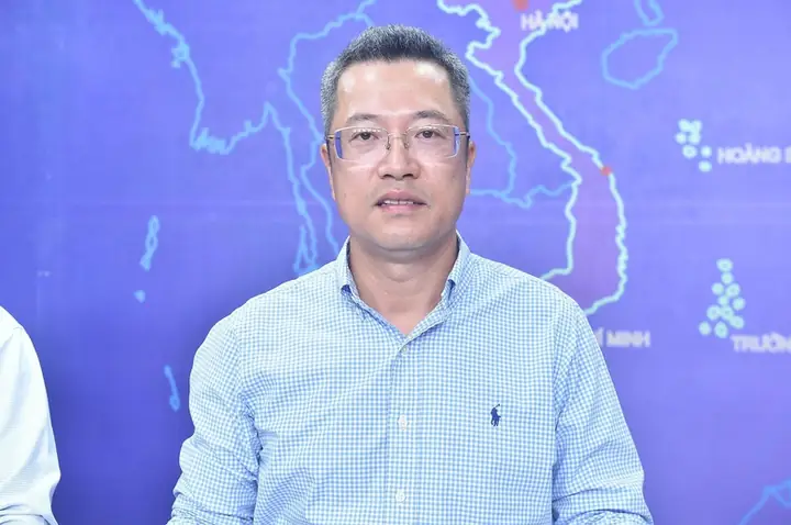 Kính Mắt Quang Thuấn Hải Dương Kính Mắt Quang Thuấn Hải Dương