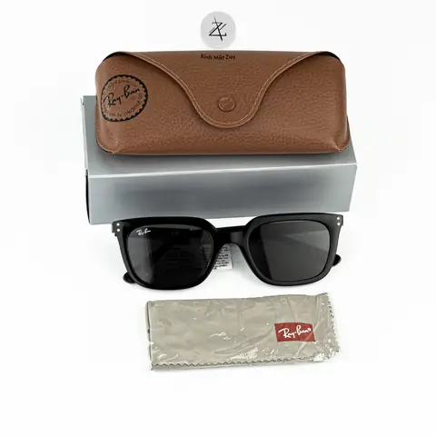 Kính Mắt Ray Ban Vuông