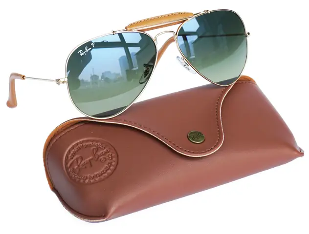 Kính Mắt Rayban Chính Hãng Hà Nội