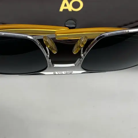 Kính Mắt Rayban Cơn Kính Mắt Rayban Cơn