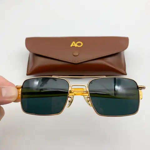 Kính Mắt Rayban Cơn Kính Mắt Rayban Cơn