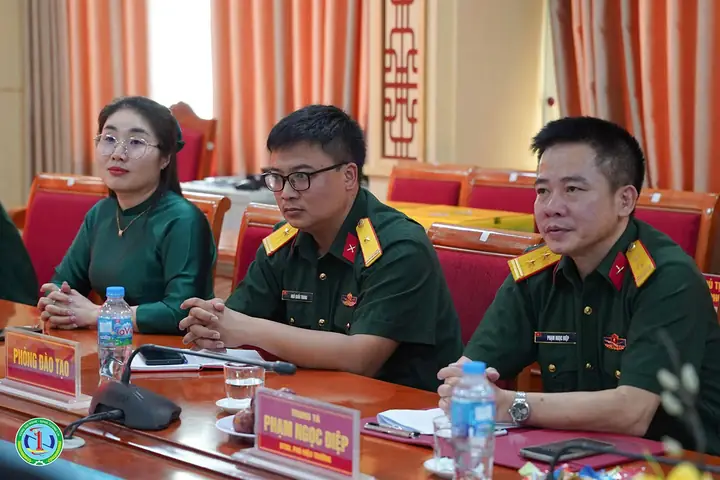 Kính Mắt Số 1 Hương Khê