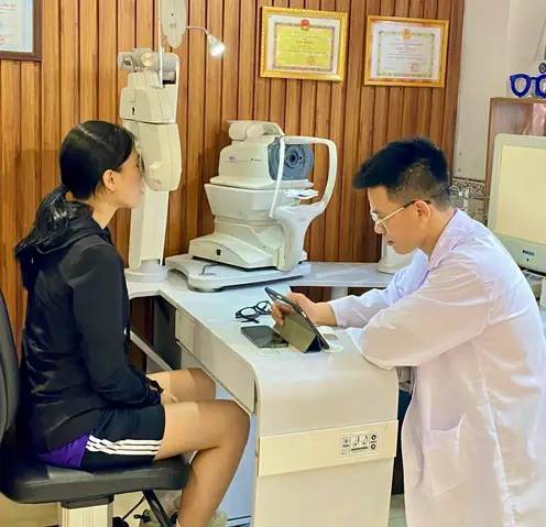 Kính Mắt Sơn Hà