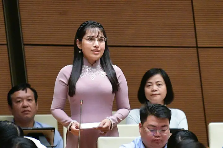 Kính Mắt Thầy Bói Các Màu