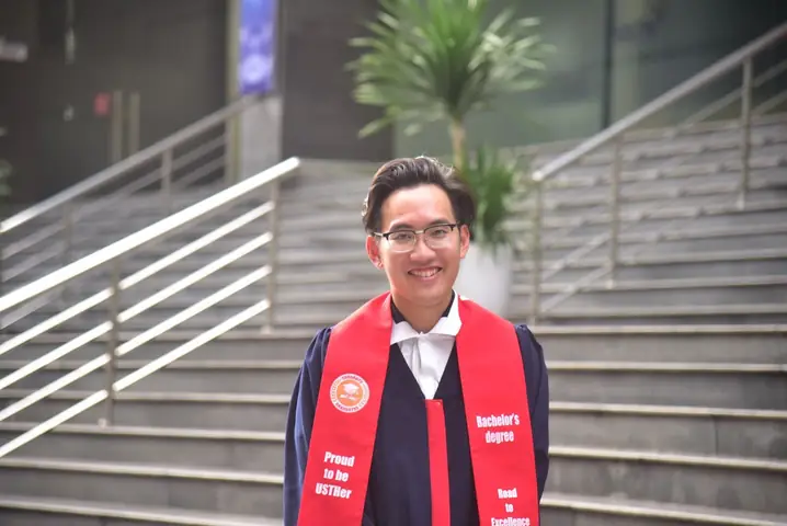 Kính Mắt Thiên Thăng