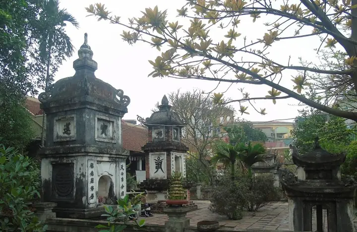 Kính Mắt Thúy Hà Chùa Bộc Kính Mắt Thúy Hà Chùa Bộc